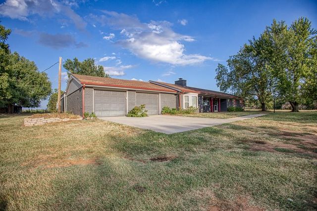 20723 N 2800 Road, Kingfisher, OK 73750