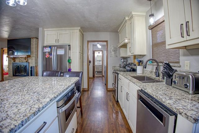 20723 N 2800 Road, Kingfisher, OK 73750