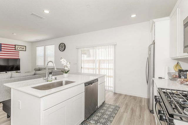 6364 W Hadley Avenue, Fresno, CA 93723