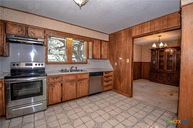 4300 Tahuaya Drive, Harker Heights, TX 76548