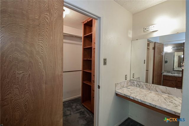 4300 Tahuaya Drive, Harker Heights, TX 76548