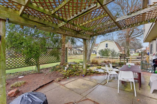 9537 Millbrook Drive, Springfield Twp., OH 45231