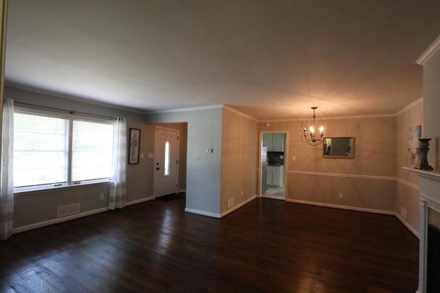 6075 Harleston, Sandy Springs, GA 30328