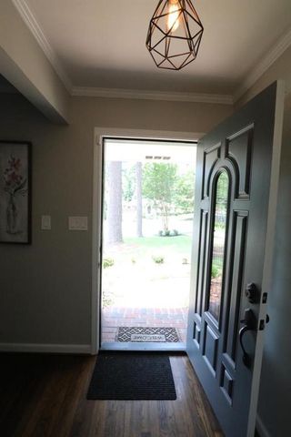 6075 Harleston, Sandy Springs, GA 30328