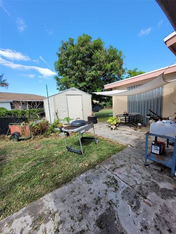 14405 SW 298th Ter, Homestead, FL 33033