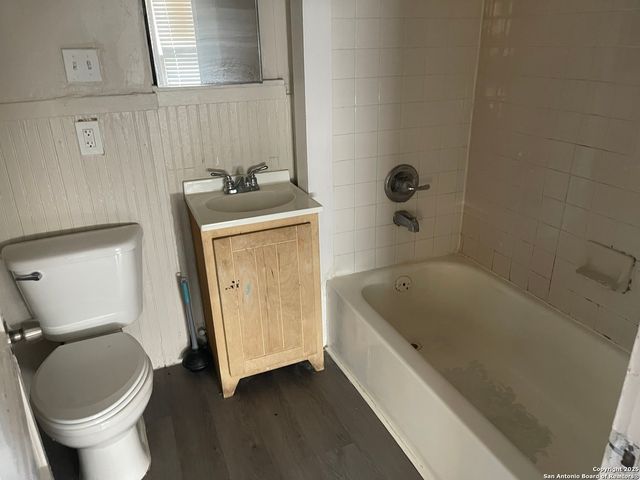 1101-1103 Bailey Ave., San Antonio, TX 78210