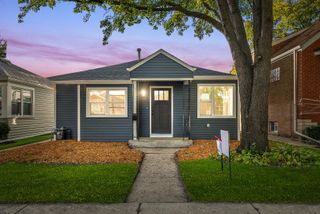 4122 Wenonah Avenue, Berwyn, IL 60402