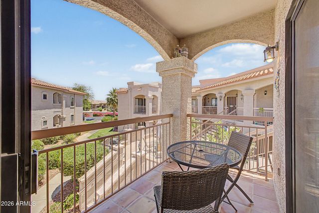 9151 W GREENWAY Road 224, Peoria, AZ 85381