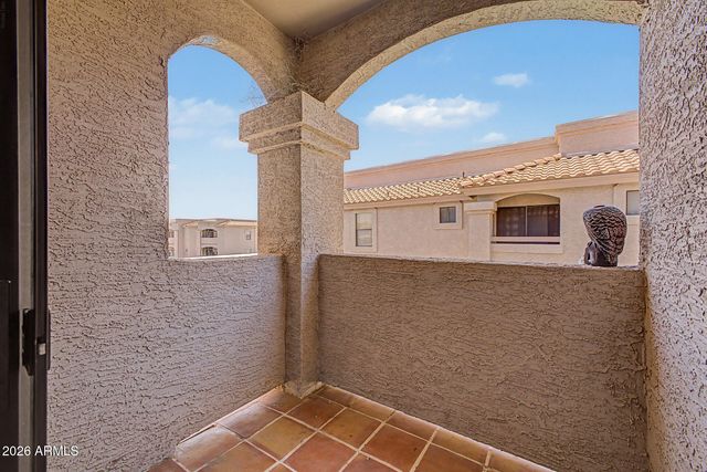 9151 W GREENWAY Road 224, Peoria, AZ 85381