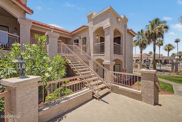 9151 W GREENWAY Road 224, Peoria, AZ 85381