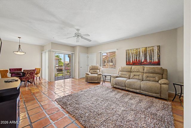 9151 W GREENWAY Road 224, Peoria, AZ 85381