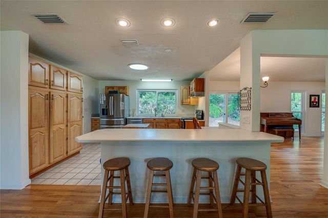 7 WATERFRONT COURT, Ormond Beach, FL 32174