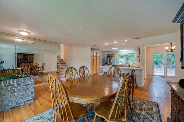 7 WATERFRONT COURT, Ormond Beach, FL 32174
