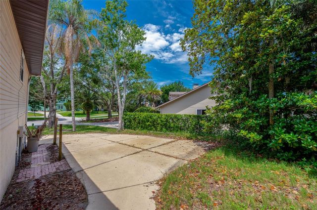 7 WATERFRONT COURT, Ormond Beach, FL 32174