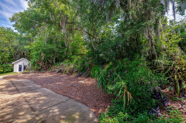 7 WATERFRONT COURT, Ormond Beach, FL 32174