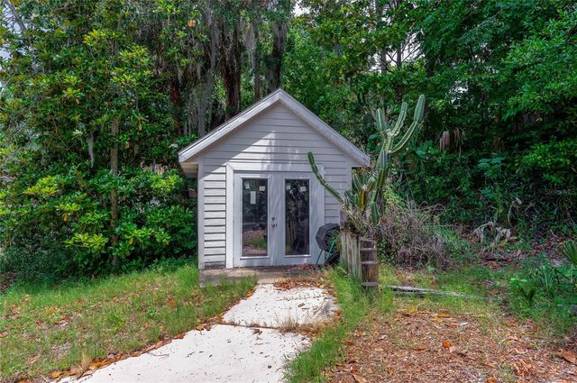 7 WATERFRONT COURT, Ormond Beach, FL 32174