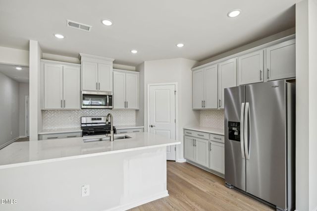 168 Thistle Patch Place, Angier, NC 27501