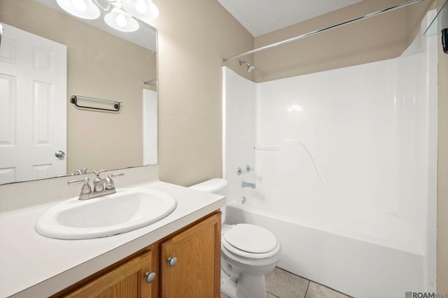 16229 E Ridgewood Dr, Prairieville, LA 70769