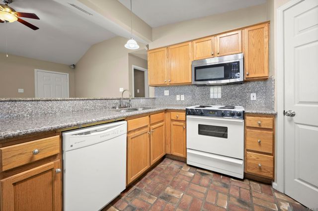 16229 E Ridgewood Dr, Prairieville, LA 70769