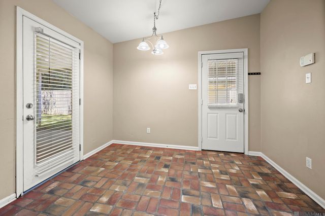 16229 E Ridgewood Dr, Prairieville, LA 70769