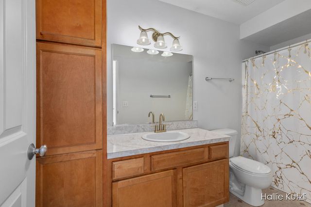 7035 Deer Cove Drive Se, Gaines Twp, MI 49316