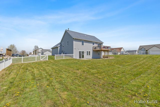7035 Deer Cove Drive Se, Gaines Twp, MI 49316