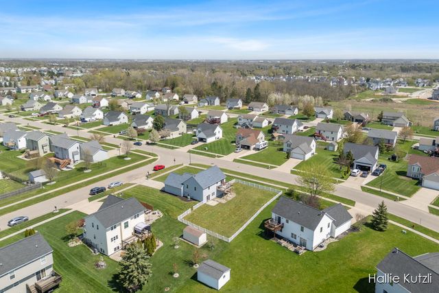 7035 Deer Cove Drive Se, Gaines Twp, MI 49316