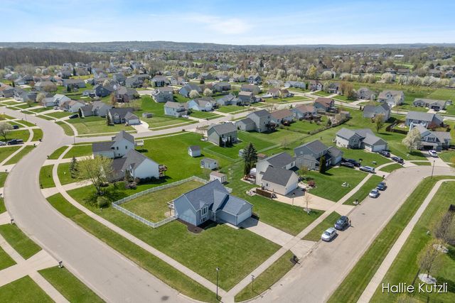 7035 Deer Cove Drive Se, Gaines Twp, MI 49316