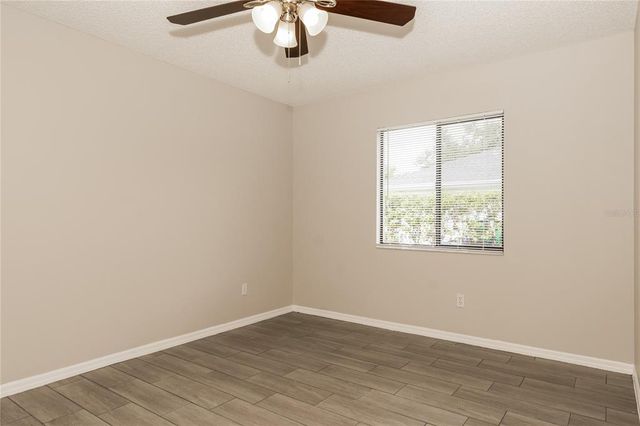 916 N DEAN CIRCLE, Deltona, FL 32738