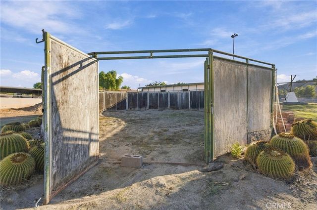 1280 1st, Norco, CA 92860