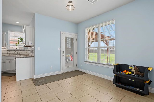 341 SW Deyo Landing Loop, Cache, OK 73527