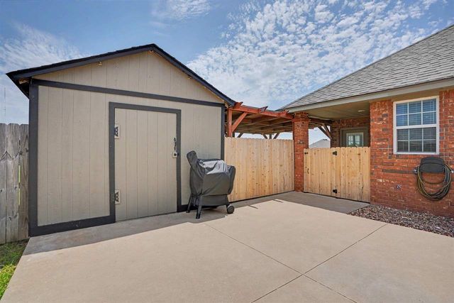 341 SW Deyo Landing Loop, Cache, OK 73527