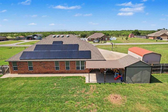 341 SW Deyo Landing Loop, Cache, OK 73527