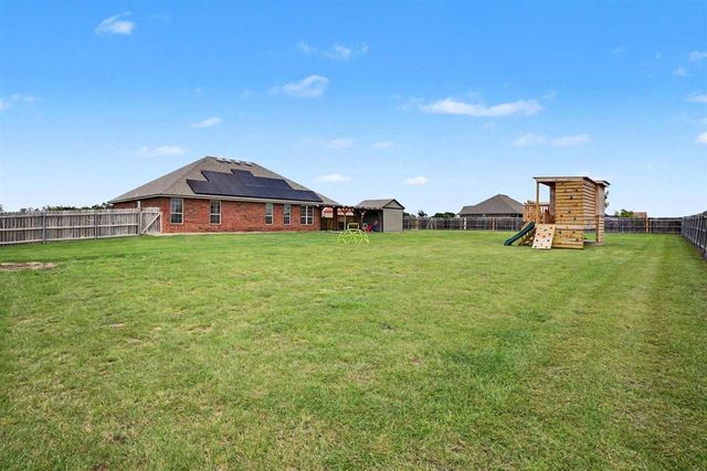 341 SW Deyo Landing Loop, Cache, OK 73527