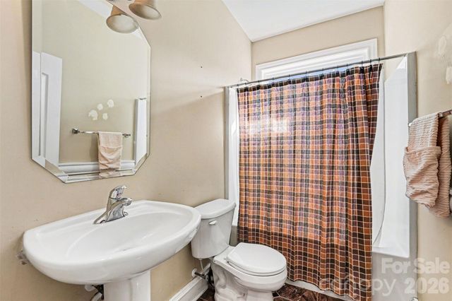 10907 Huntington Meadow Lane, Charlotte, NC 28273