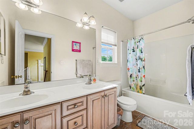 10907 Huntington Meadow Lane, Charlotte, NC 28273