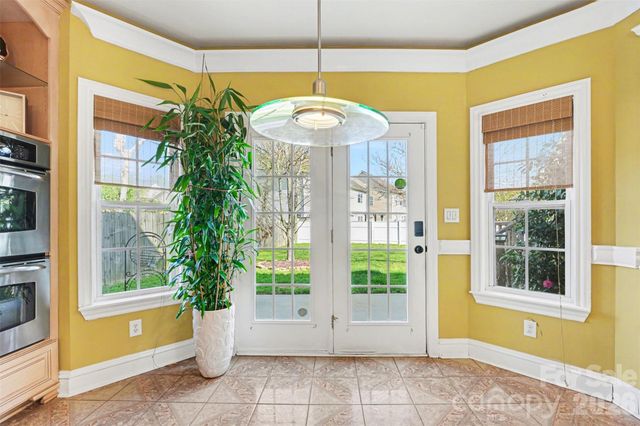 10907 Huntington Meadow Lane, Charlotte, NC 28273