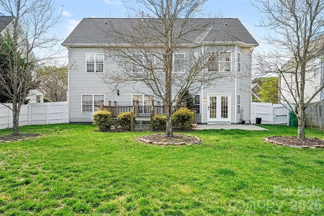 10907 Huntington Meadow Lane, Charlotte, NC 28273