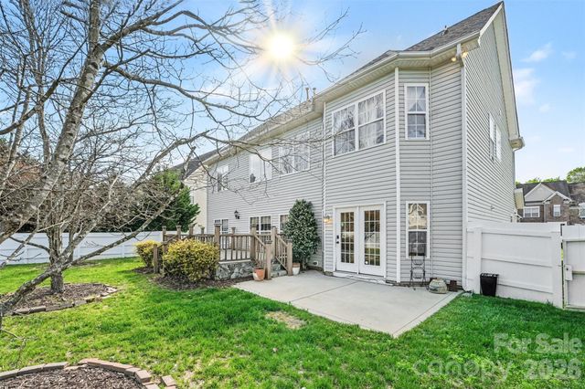 10907 Huntington Meadow Lane, Charlotte, NC 28273