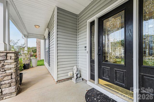10907 Huntington Meadow Lane, Charlotte, NC 28273