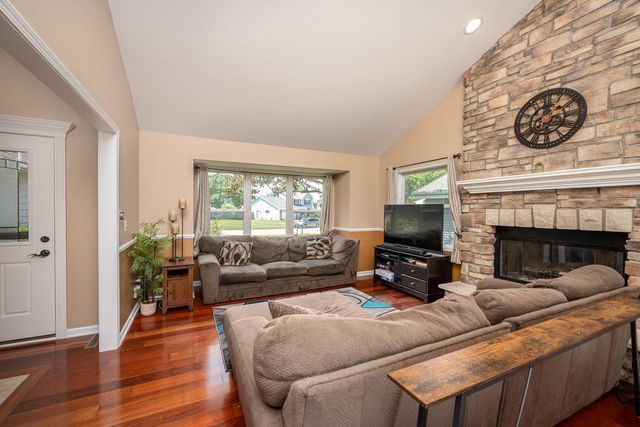 7019 61st AVENUE, Kenosha, WI 53142