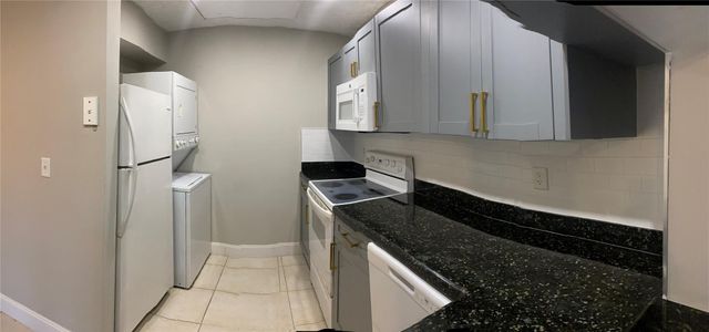 3662 N University Drive F-7, Coral Springs, FL 33065