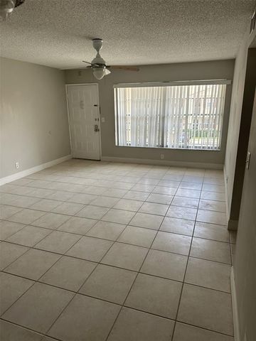 3662 N University Drive F-7, Coral Springs, FL 33065