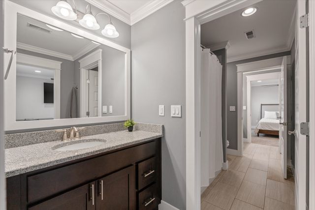 4802B Illinois Ave, Nashville, TN 37209