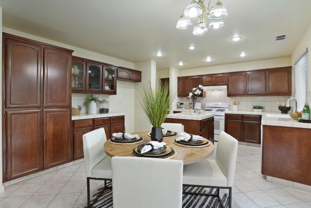 3105 Autumn Chase Cir, Stockton, CA 95219