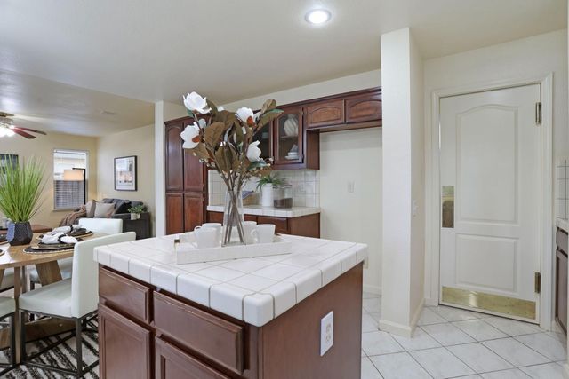 3105 Autumn Chase Cir, Stockton, CA 95219