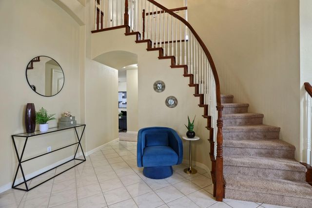 3105 Autumn Chase Cir, Stockton, CA 95219