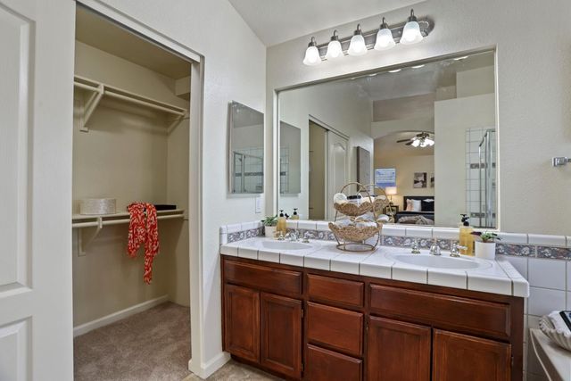 3105 Autumn Chase Cir, Stockton, CA 95219