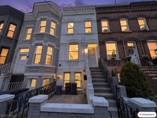 60 Oak Street, Jersey City, NJ 07304