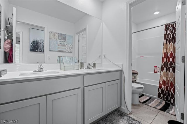 4915 Chidlaw Avenue 3, Las Vegas, NV 89115